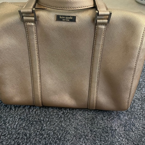 Metallic leather Kate Spade handbag - Picture 3 of 9